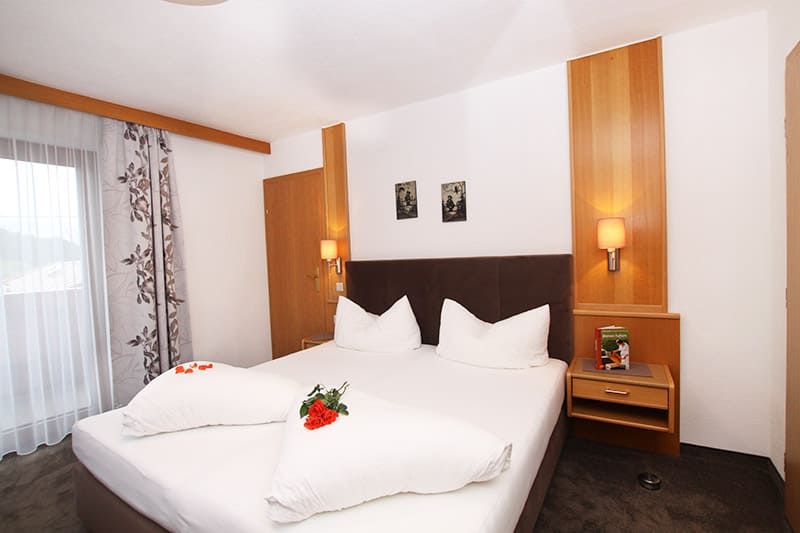 Doppelzimmer in Ferienwohnung Haus Jung Tirol