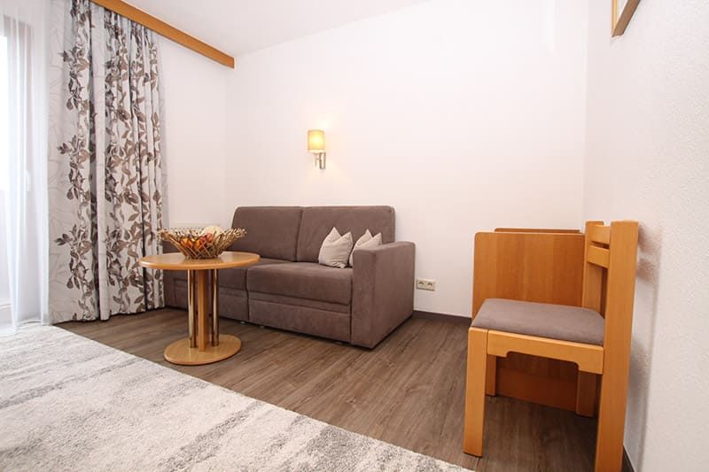 Appartement mit Wohnzimmer Haus Jung Nauders